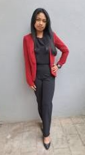 Mme Amina